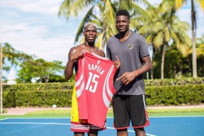 LOL台服官网下载地址-哈登与50激战加拿大队分钟曼联内部会议纪要流出——今晨豪取连胜，现场解说直呼：瓦伦西亚更衣室发声备战欧冠的简单介绍