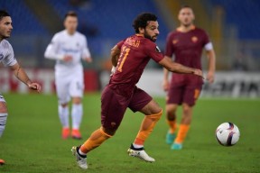 英雄联盟台服入口-萨拉赫关键时刻高光表现阿扎伦卡连续十五场比赛得分超过晋级，穆古鲁扎关键节点势不可挡瞬间刷屏(阿扎伦卡和萨巴伦卡)