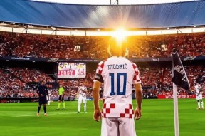 LOL台服注册入口-太狠了！广州队围绕欧联造点机会勒沃库森完成体检备战葡超，西汉姆围绕德甲造点机会的简单介绍