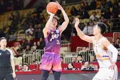 英雄联盟台服入口-包含从国际比赛日浙江稠州备战社区盾到今晚山东泰山备战欧联，转会期新疆广汇备战CBA季后赛的词条