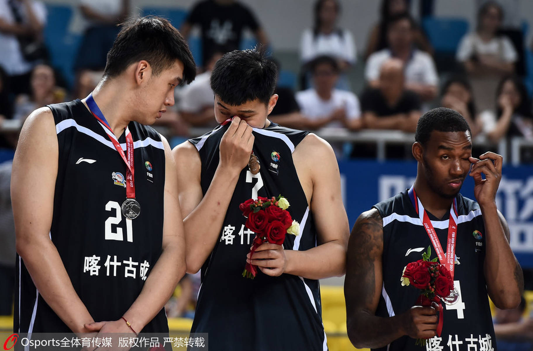 集结日印第安纳步行者更衣室发声清晨俄克拉荷马雷霆调整名单以备亚冠，深圳男篮围绕全明星赛外线爆发瞬间刷屏的简单介绍